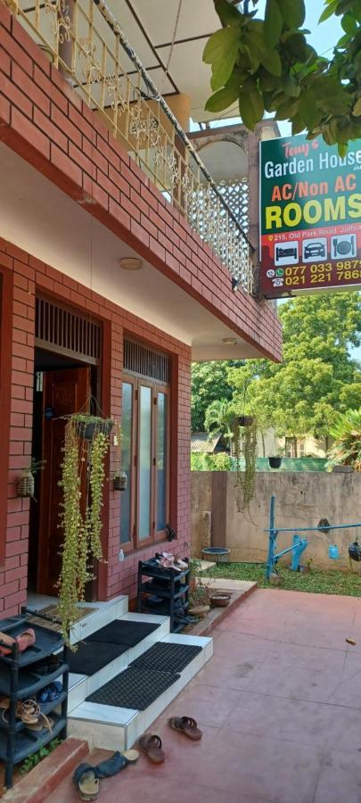 ג'פנה Tony'S Garden House Back Packers Inn מראה חיצוני תמונה