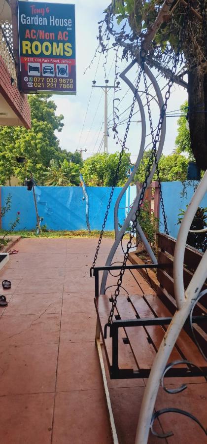ג'פנה Tony'S Garden House Back Packers Inn מראה חיצוני תמונה