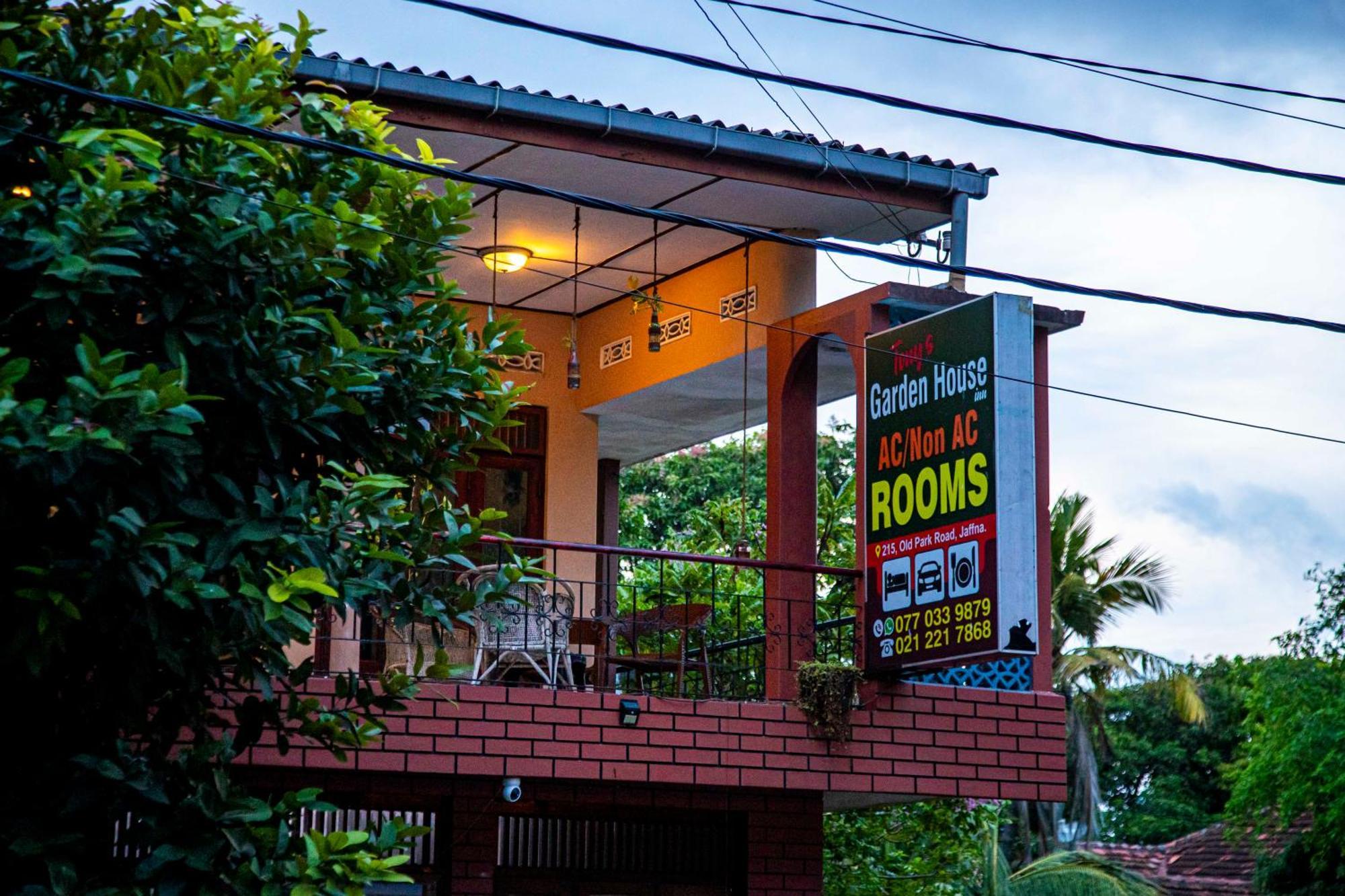 ג'פנה Tony'S Garden House Back Packers Inn מראה חיצוני תמונה