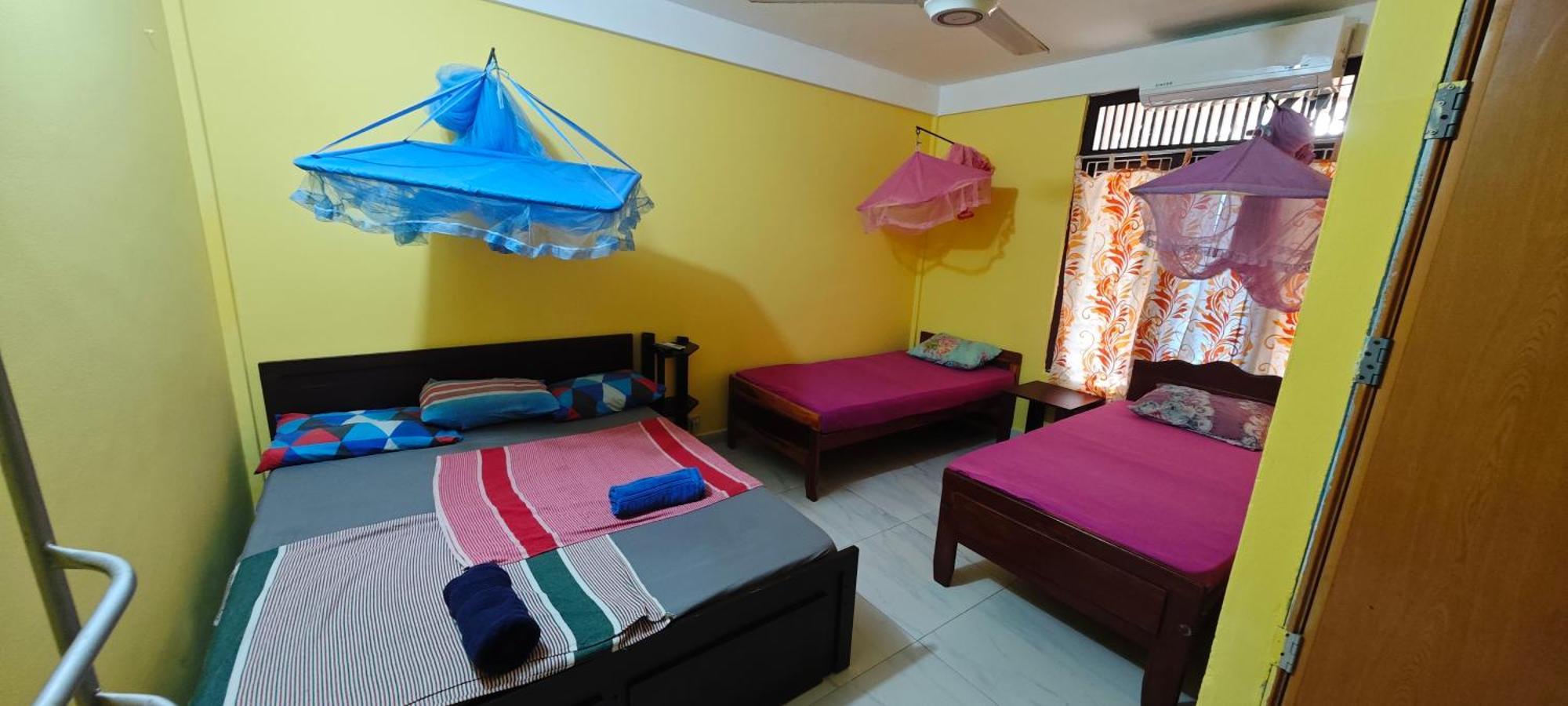 ג'פנה Tony'S Garden House Back Packers Inn מראה חיצוני תמונה