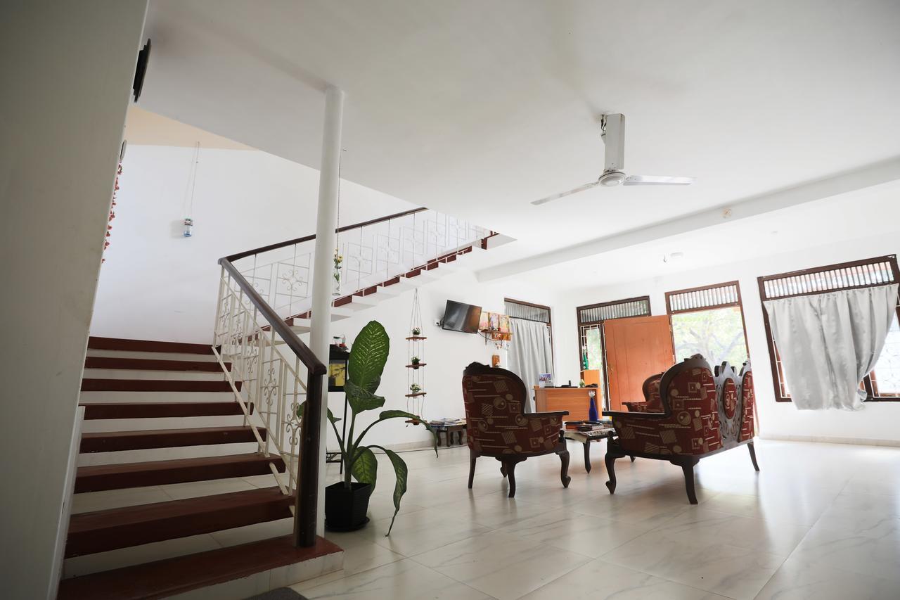 ג'פנה Tony'S Garden House Back Packers Inn מראה חיצוני תמונה